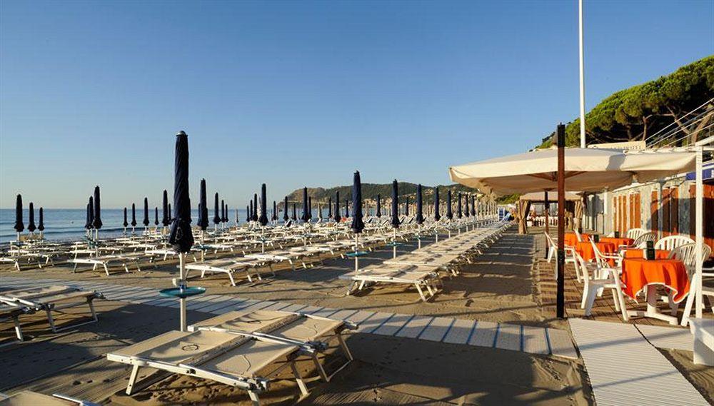 Grand Hotel Spiaggia Alassio Esterno foto