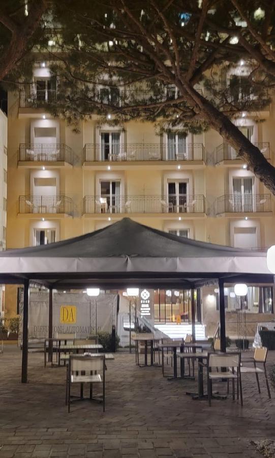 Grand Hotel Spiaggia Alassio Esterno foto